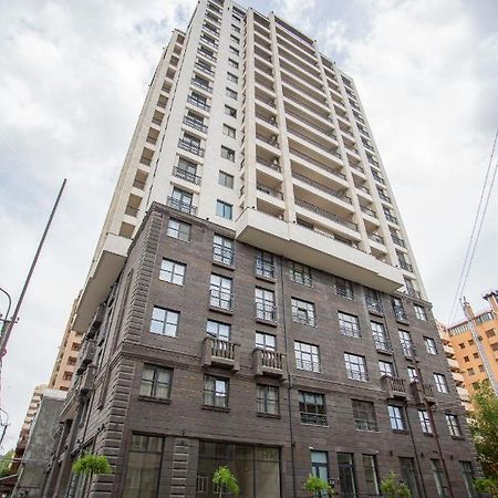 Fantastic Apartments Near Republic Square, Perfect Location, Mystreet Company Ereván Exterior foto