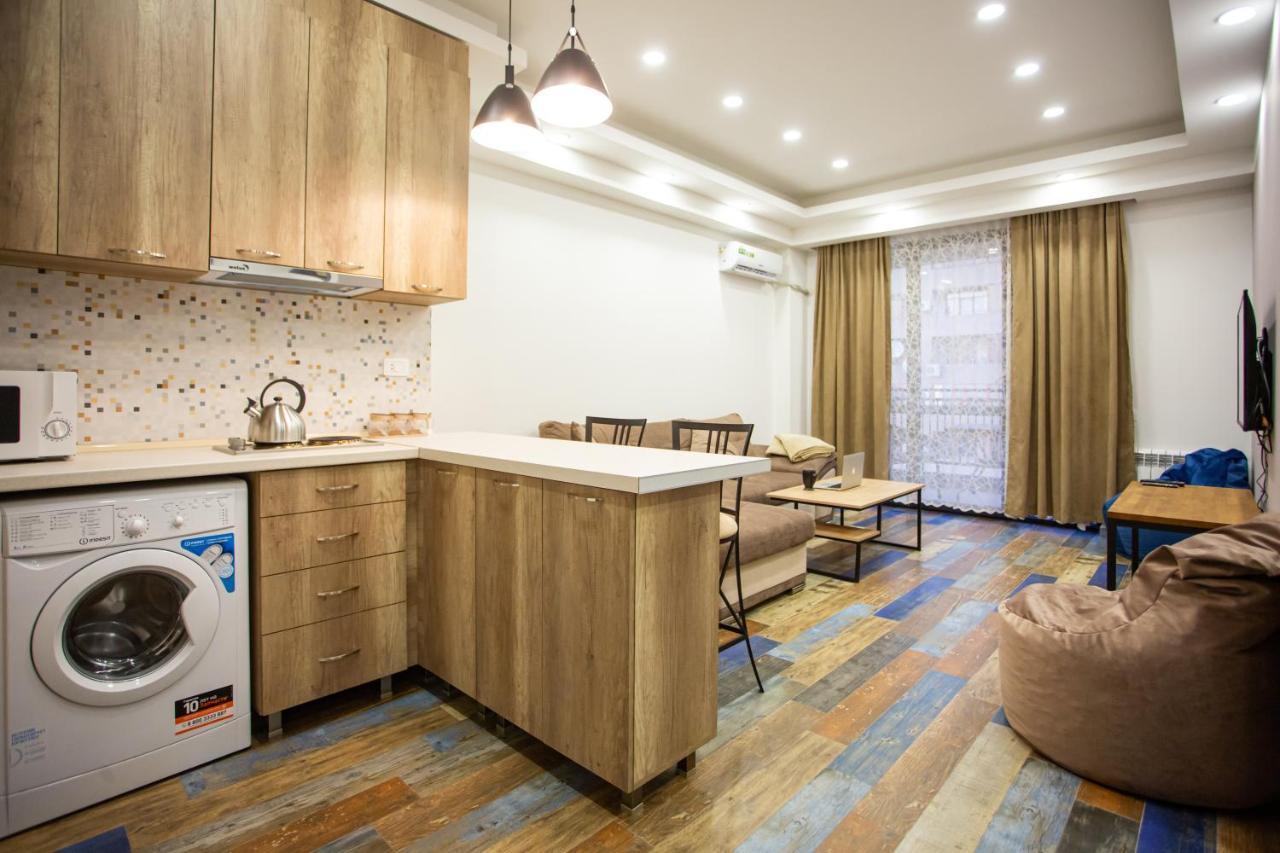 Fantastic Apartments Near Republic Square, Perfect Location, Mystreet Company Ereván Exterior foto