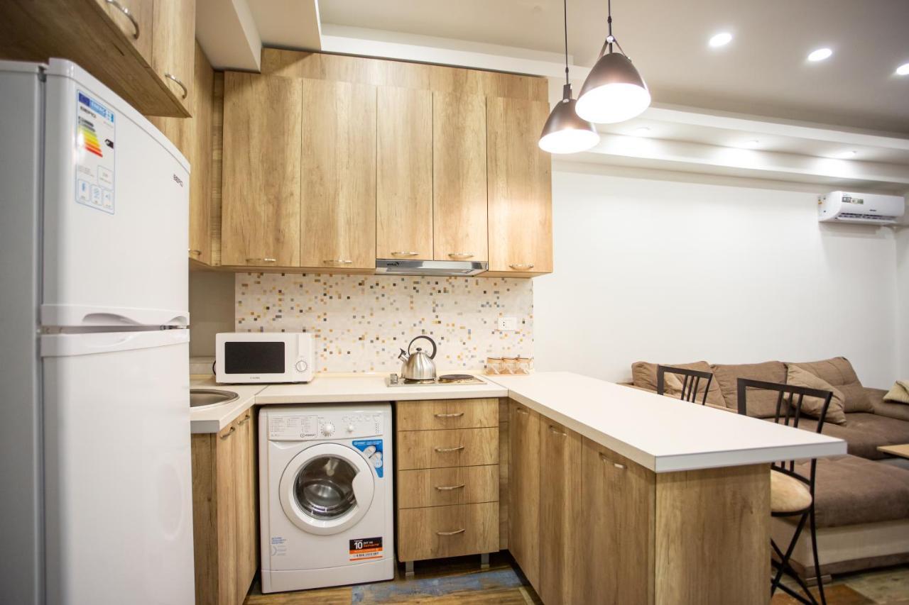 Fantastic Apartments Near Republic Square, Perfect Location, Mystreet Company Ereván Exterior foto