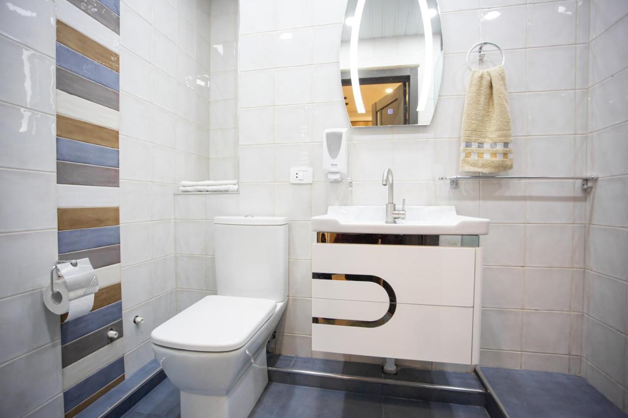 Fantastic Apartments Near Republic Square, Perfect Location, Mystreet Company Ereván Exterior foto