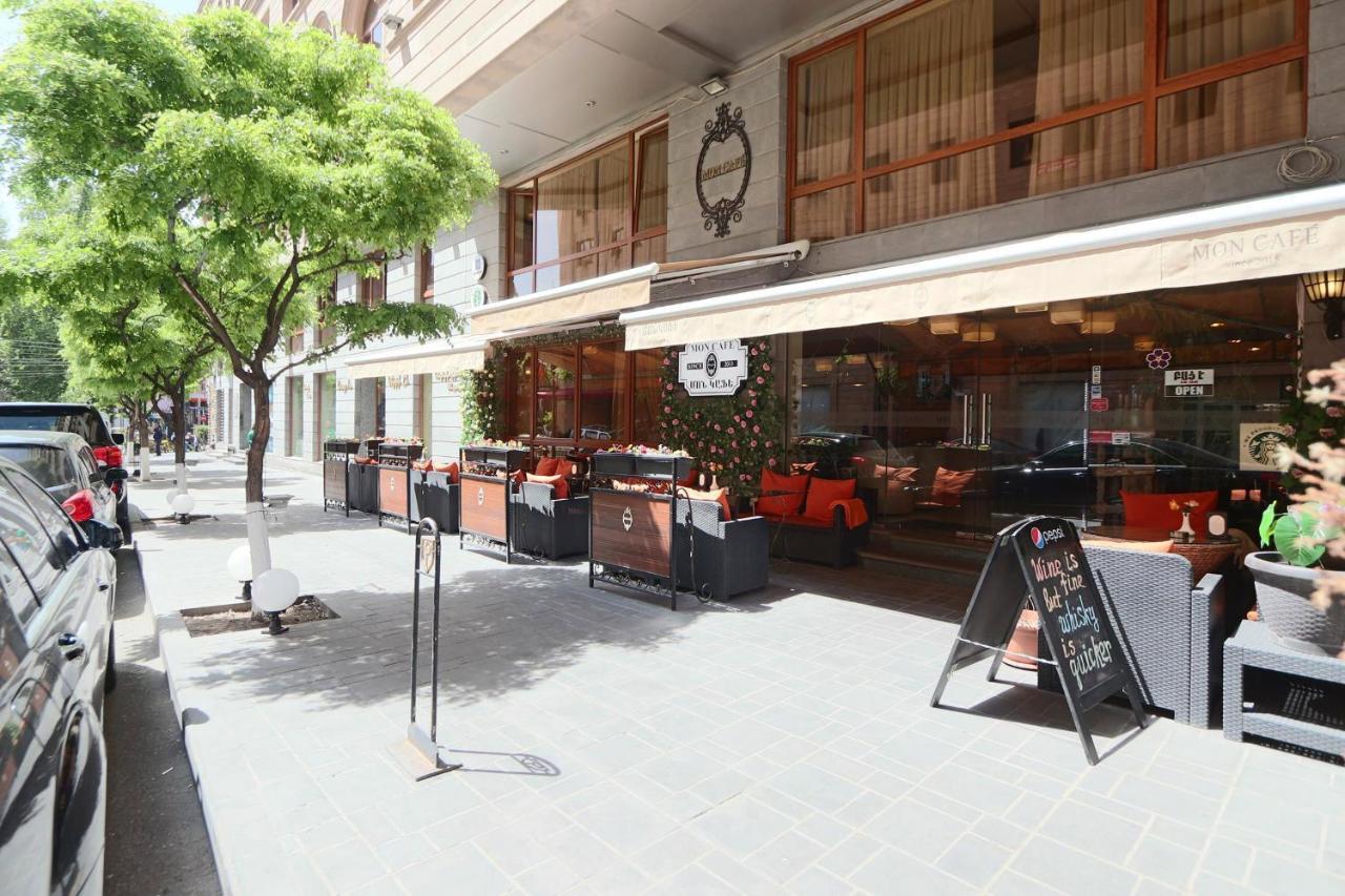 Fantastic Apartments Near Republic Square, Perfect Location, Mystreet Company Ereván Exterior foto