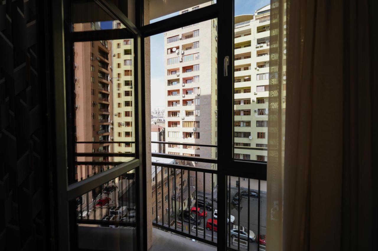 Fantastic Apartments Near Republic Square, Perfect Location, Mystreet Company Ereván Exterior foto
