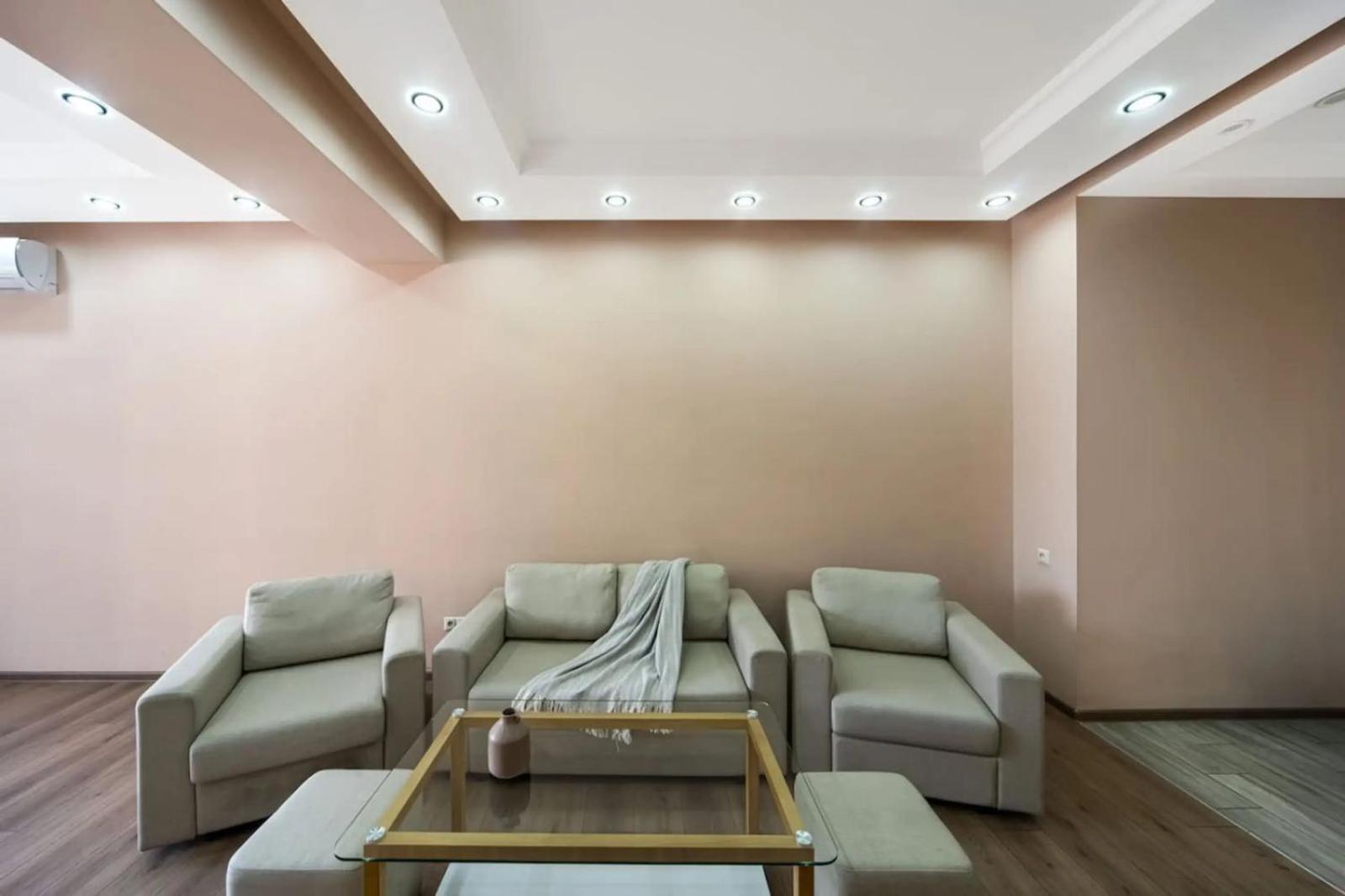 Fantastic Apartments Near Republic Square, Perfect Location, Mystreet Company Ereván Exterior foto